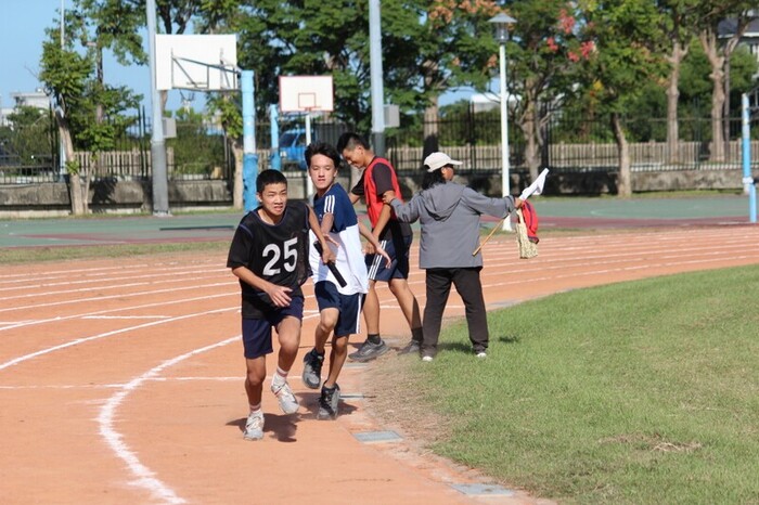 97週年校慶暨運動大會:大隊接力-04圖片