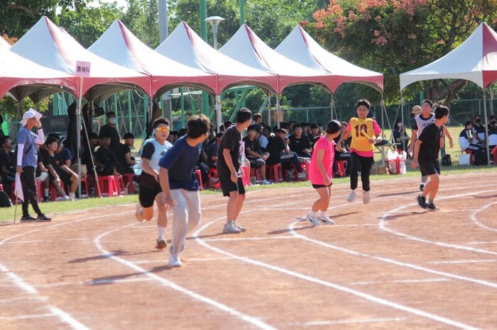 97週年校慶暨運動大會:大隊接力-04圖片