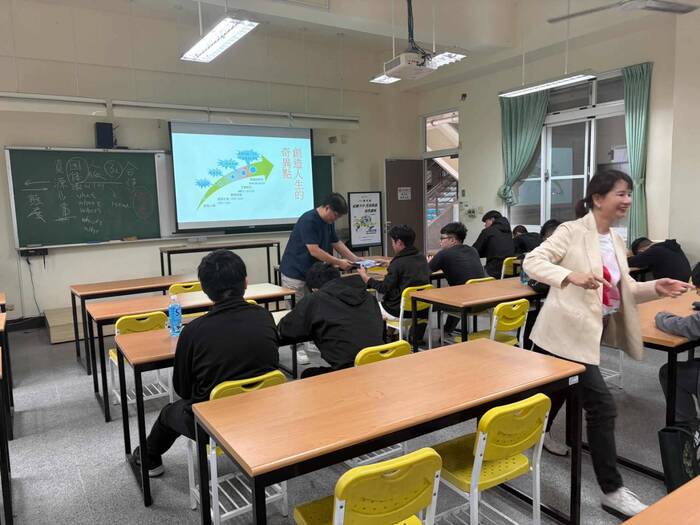 課外活動組「114學年社團TOP菁英幹部研習講座」(115/4/2(四))圖片