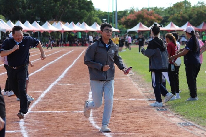 97週年校慶暨運動大會:大隊接力-03圖片