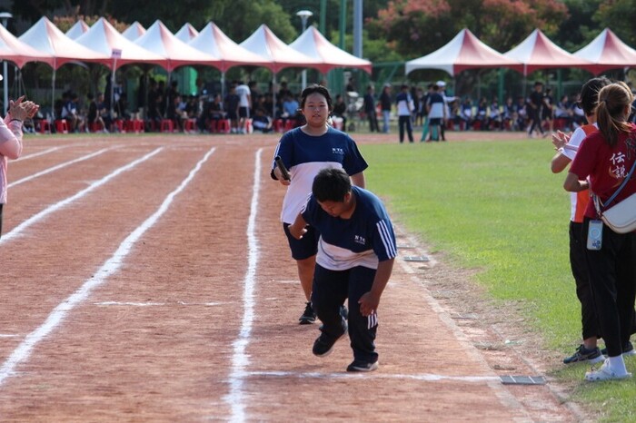 97週年校慶暨運動大會:大隊接力-03圖片