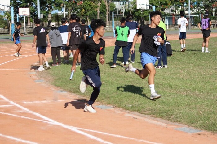 97週年校慶暨運動大會:大隊接力-03圖片