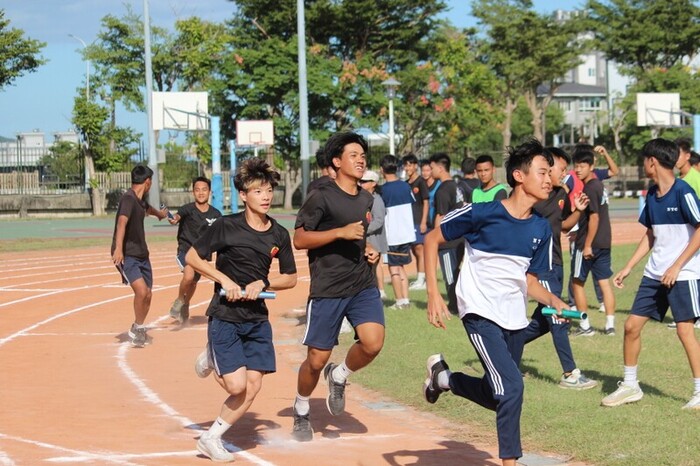 97週年校慶暨運動大會:大隊接力-03圖片