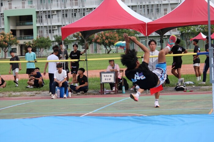 97週年校慶暨運動大會:跳高-01圖片