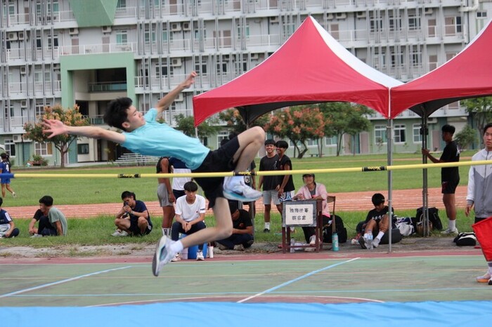 97週年校慶暨運動大會:跳高-01圖片