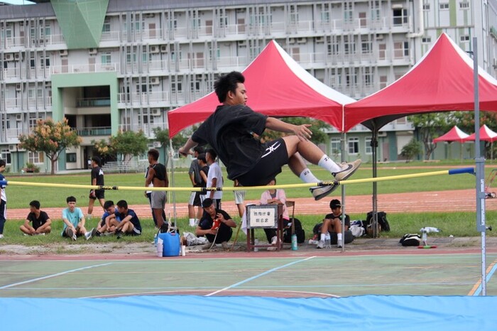97週年校慶暨運動大會:跳高-01圖片