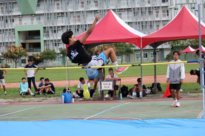 97週年校慶暨運動大會:跳高-01圖片