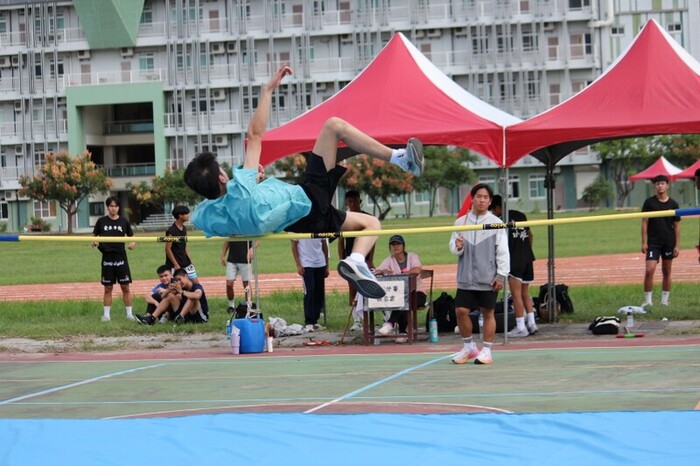 97週年校慶暨運動大會:跳高-01圖片