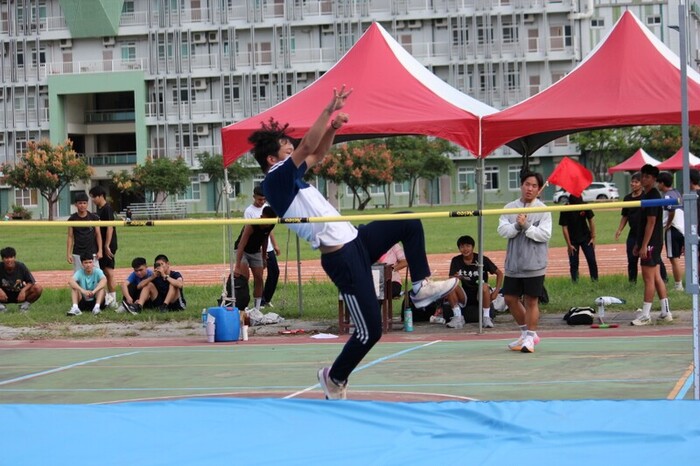 97週年校慶暨運動大會:跳高-01圖片