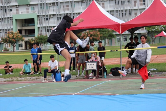 97週年校慶暨運動大會:跳高-01圖片