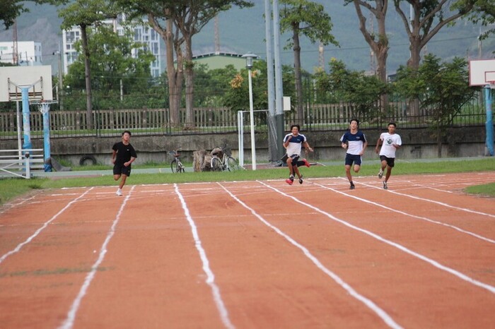 97週年校慶暨運動大會:200M圖片