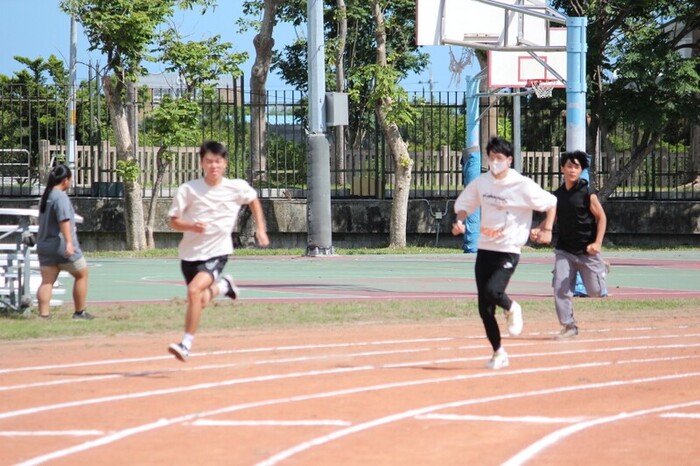 97週年校慶暨運動大會:200M圖片
