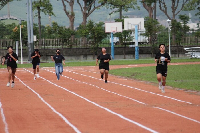 97週年校慶暨運動大會:200M圖片