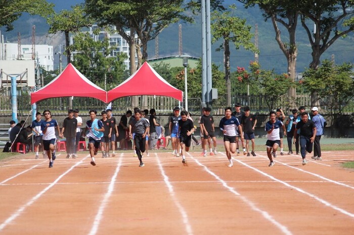 97週年校慶暨運動大會:100M-02圖片