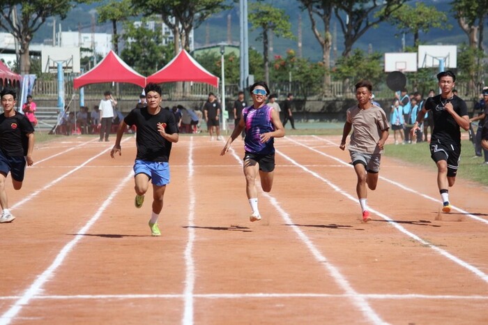 97週年校慶暨運動大會:100M-02圖片