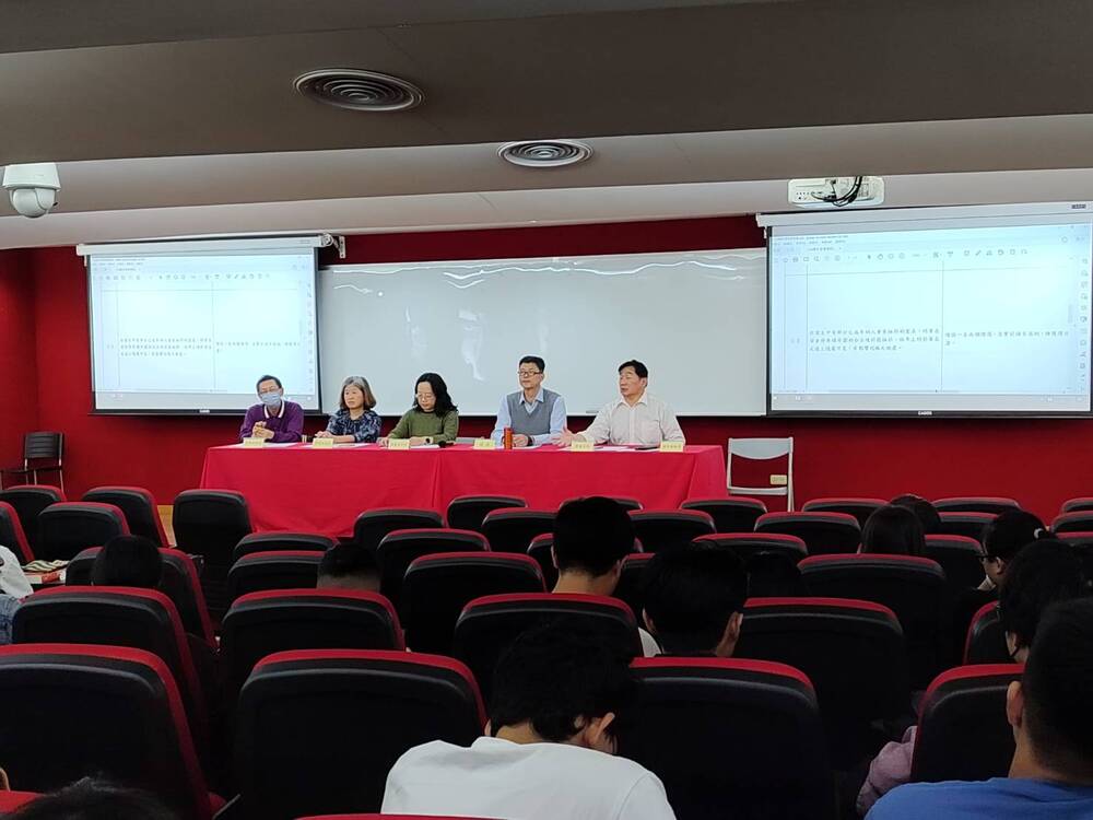 課外活動組「114年校生講堂~校長有約活動」(114/12/11(四))圖片